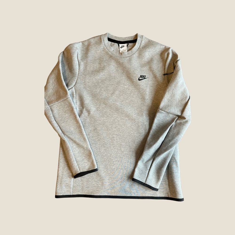 Nike Tech Fleece Crewneck Grey Size M